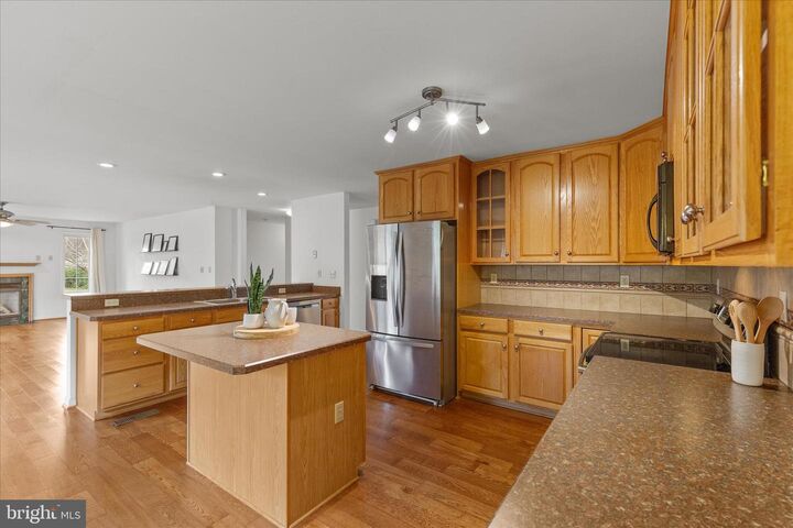 Property Photo:  46170 N Greens Rest Drive  MD 20634 