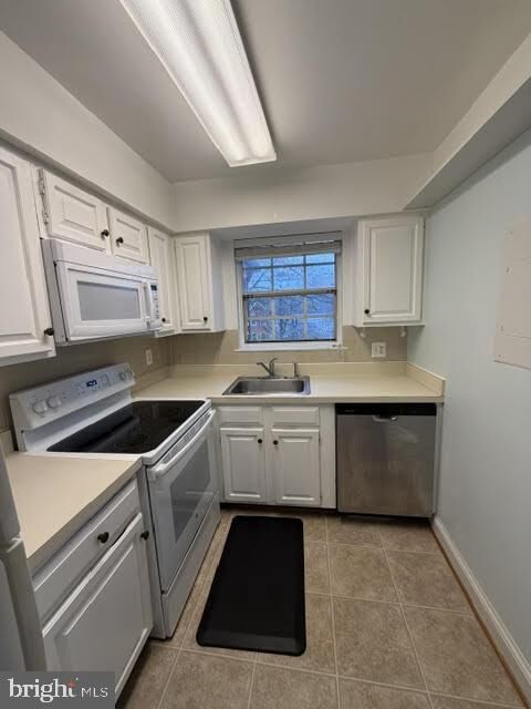 Property Photo: 2107 N Scott Street 73 VA 22209