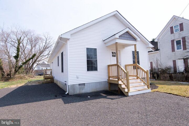 Property Photo:  406 Charles Street  MD 21643 