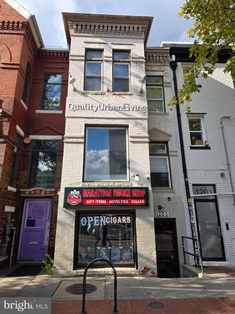 Property Photo:  1203 U Street NW  DC 20009 
