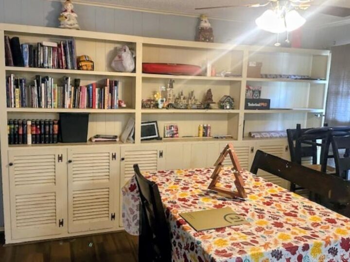 Property Photo:  324 Elaine Ave.  AR 71701 