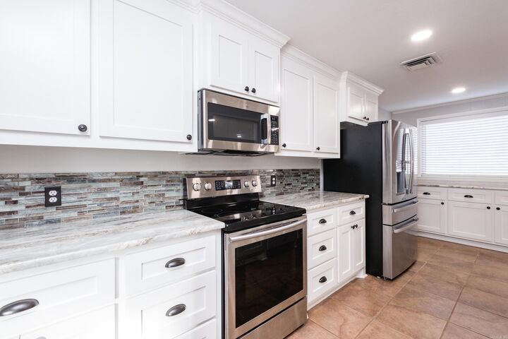 Property Photo:  7104 Briarwood Drive  AR 72205 