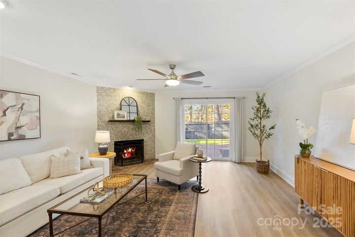 Property Photo: 4040 Ivystone Court B NC 28277