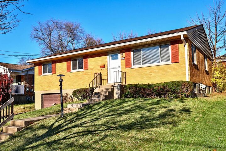 Property Photo:  1308 Meadowbright Lane  OH 45230 