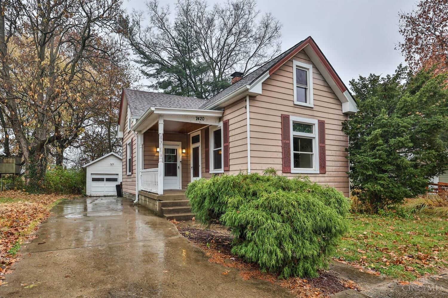 Property Photo: 7420 Elizabeth Street OH 45231