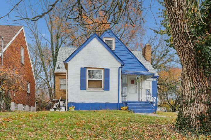 Property Photo:  6202 Mayflower Avenue  OH 45237 