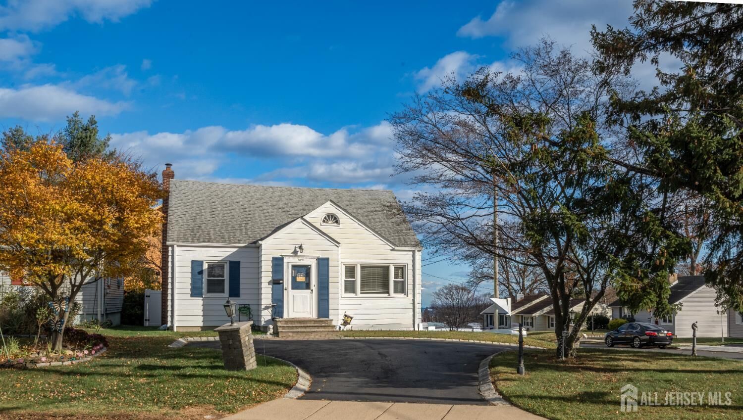 Property Photo:  392 Old Bridge Turnpike  NJ 08882 