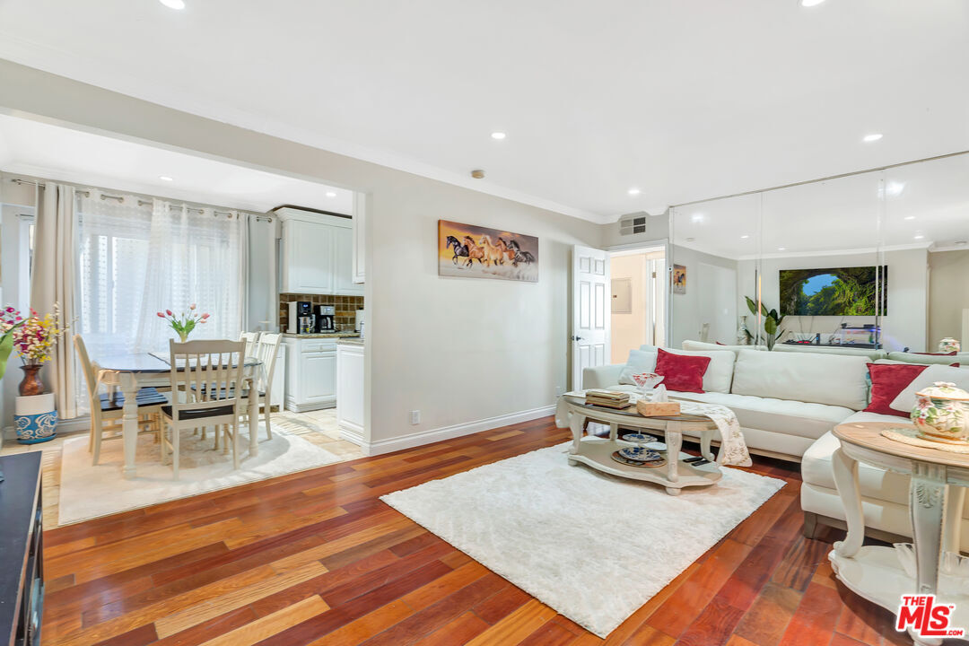 Property Photo:  4610 Densmore Ave  CA 91436 