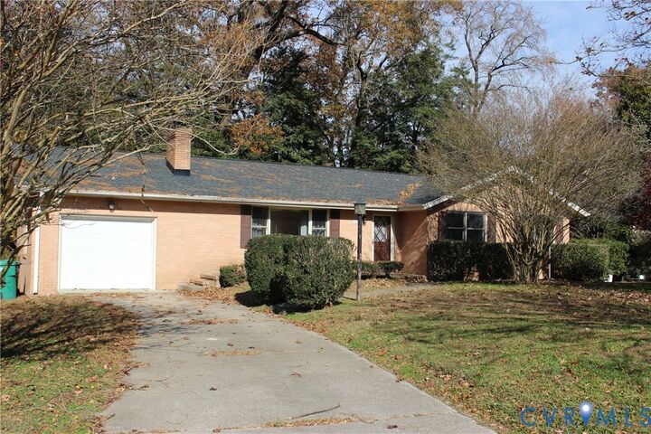 1400 Covington Road  Colonial Heights VA 23834 photo