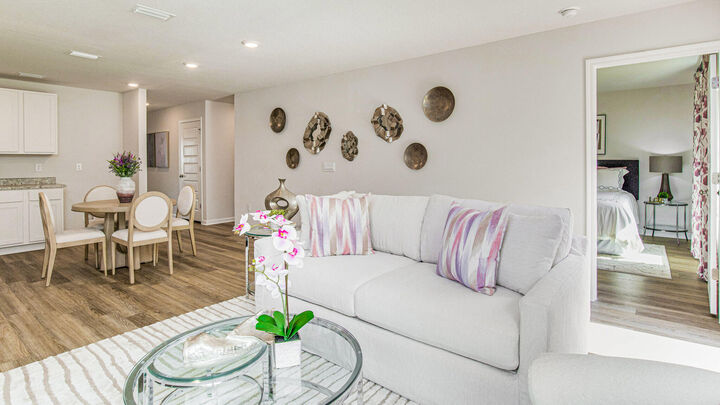 Property Photo: 6457 Firefly Drive FL 32583