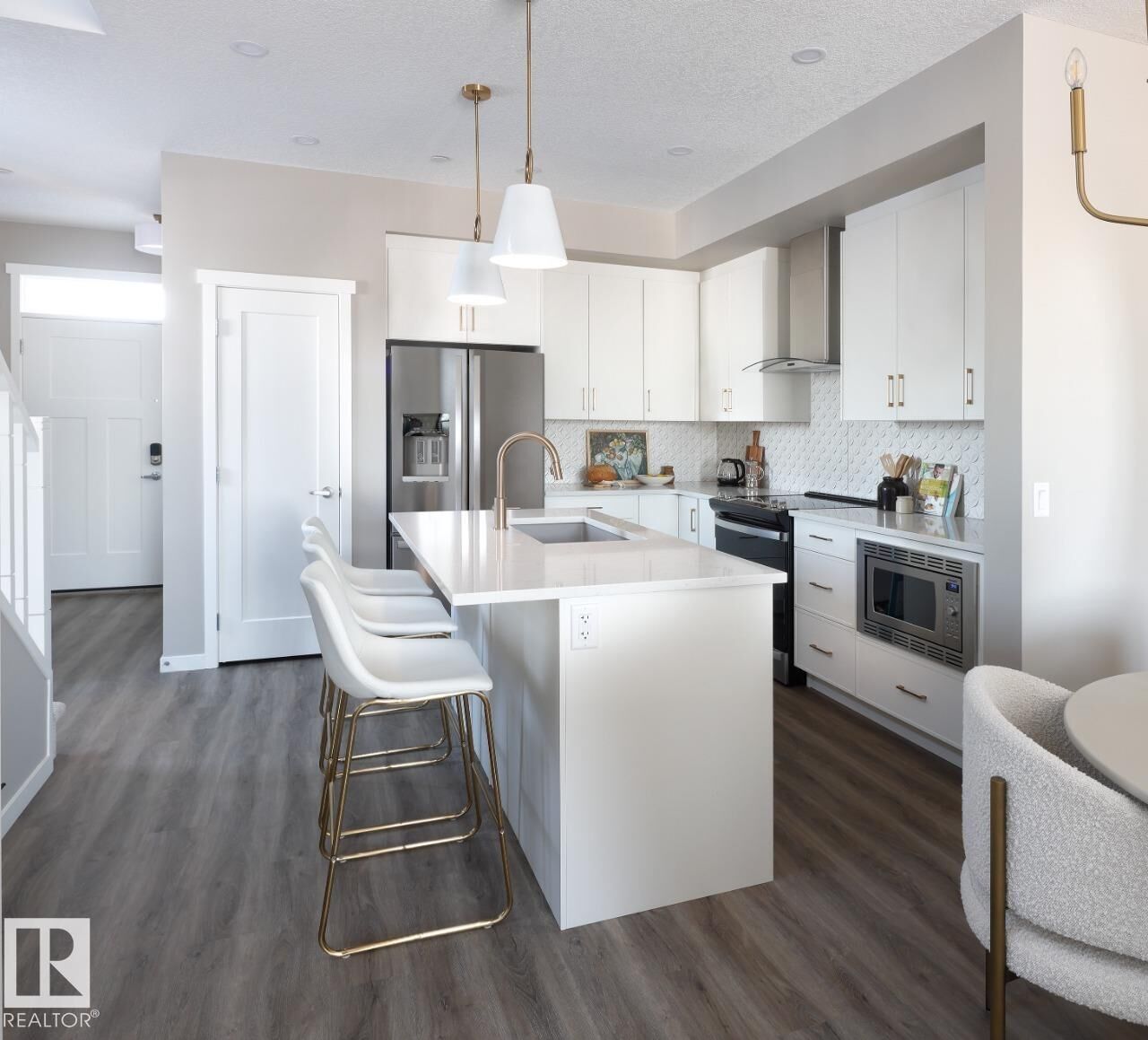 Property Photo:  7002 50A Avenue  AB T4X 3G5 