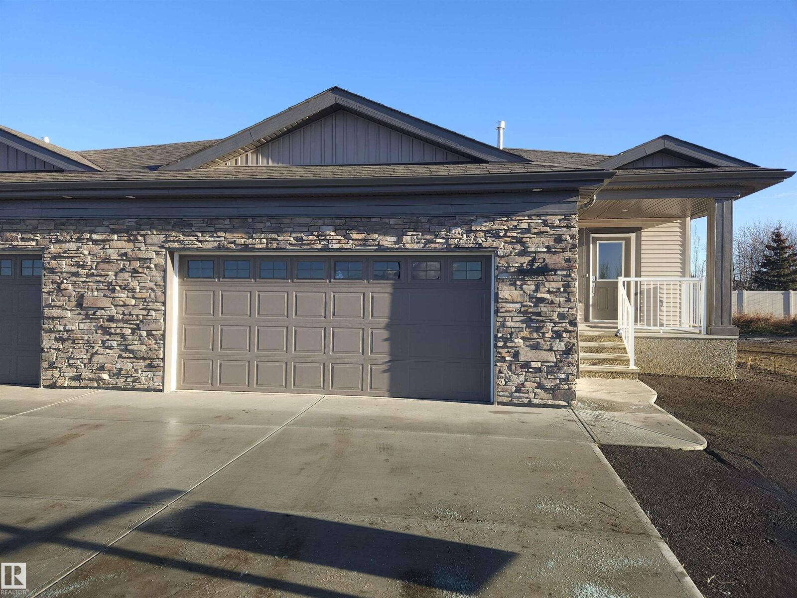 Property Photo:  11 Dalton Link 42  AB T7X 4C4 