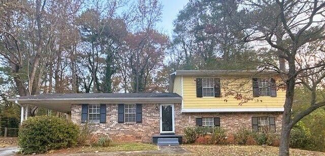 Property Photo: 3900 Bressler Circle GA 30035