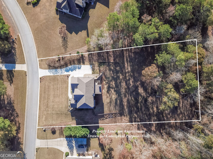 Property Photo:  171 Walden Pond Trail  GA 30276 