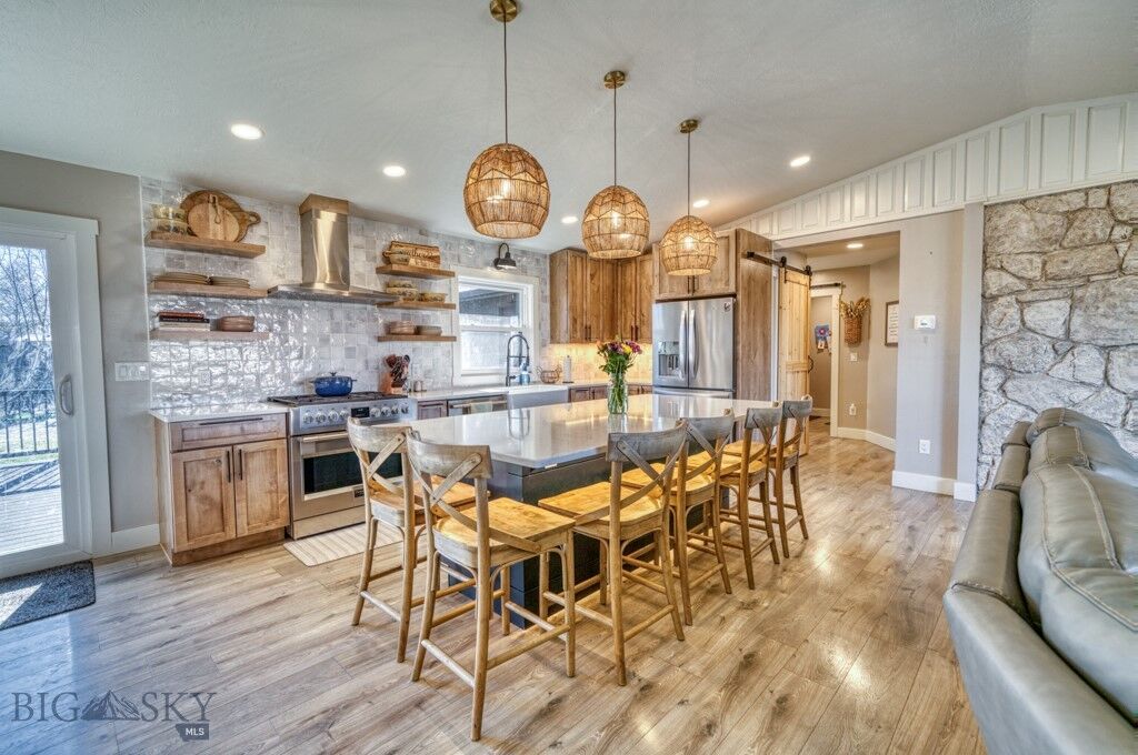 Property Photo:  123 N 4th Ave E  MT 59752 