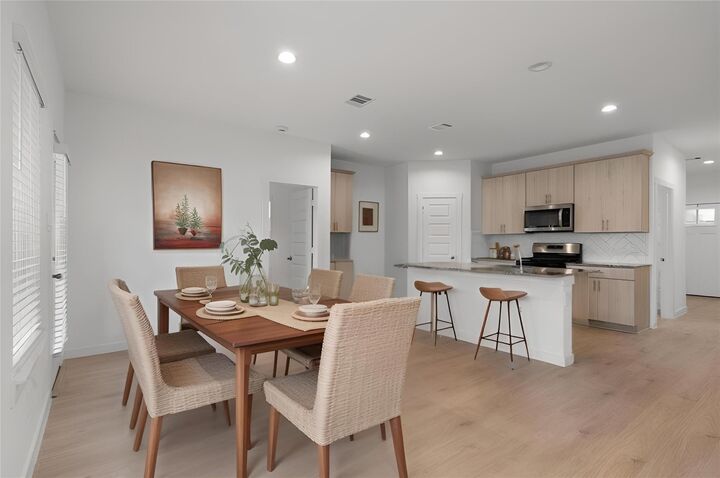 Property Photo:  2804 Willow Gulch Way  TX 77469 