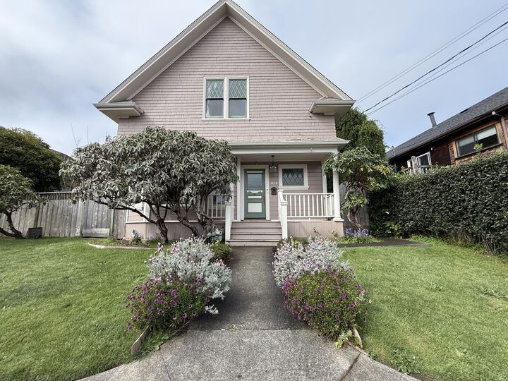 Property Photo:  1124 L Street  CA 95501 