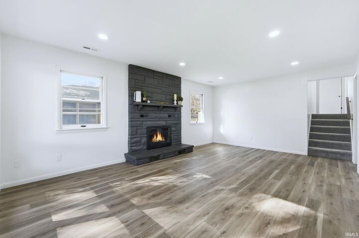 Property Photo:  1209 Curdes Avenue  IN 46805 