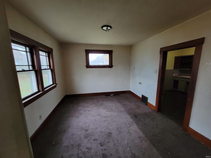 Property Photo:  3201 S Anthony Boulevard  IN 46806-3812 