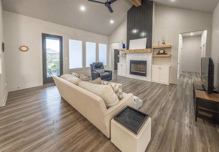 Property Photo: 7814 55th Street TX 79407