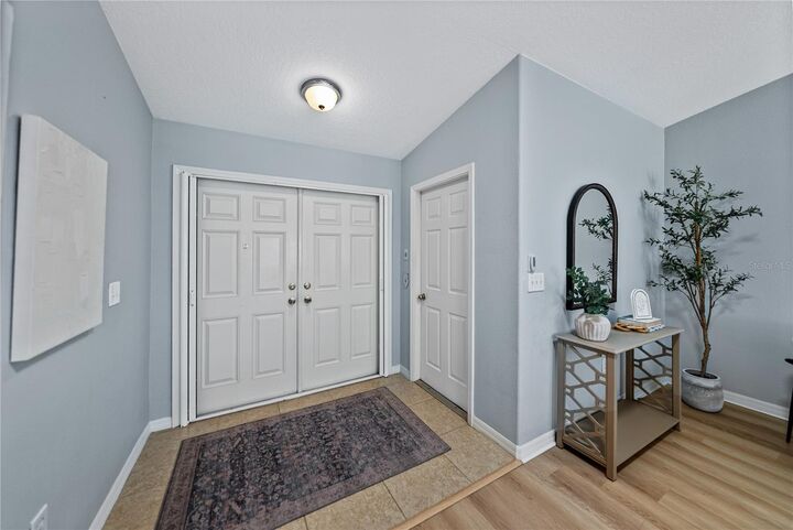 Property Photo: 9617 Rolling Circle FL 33576