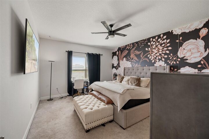 Property Photo: 11441 64th Street E FL 34219