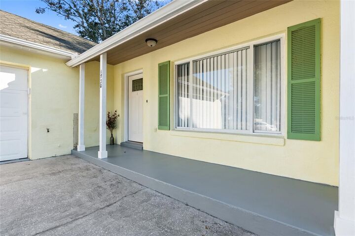 Property Photo:  1720 Cobble Lane  FL 32757 