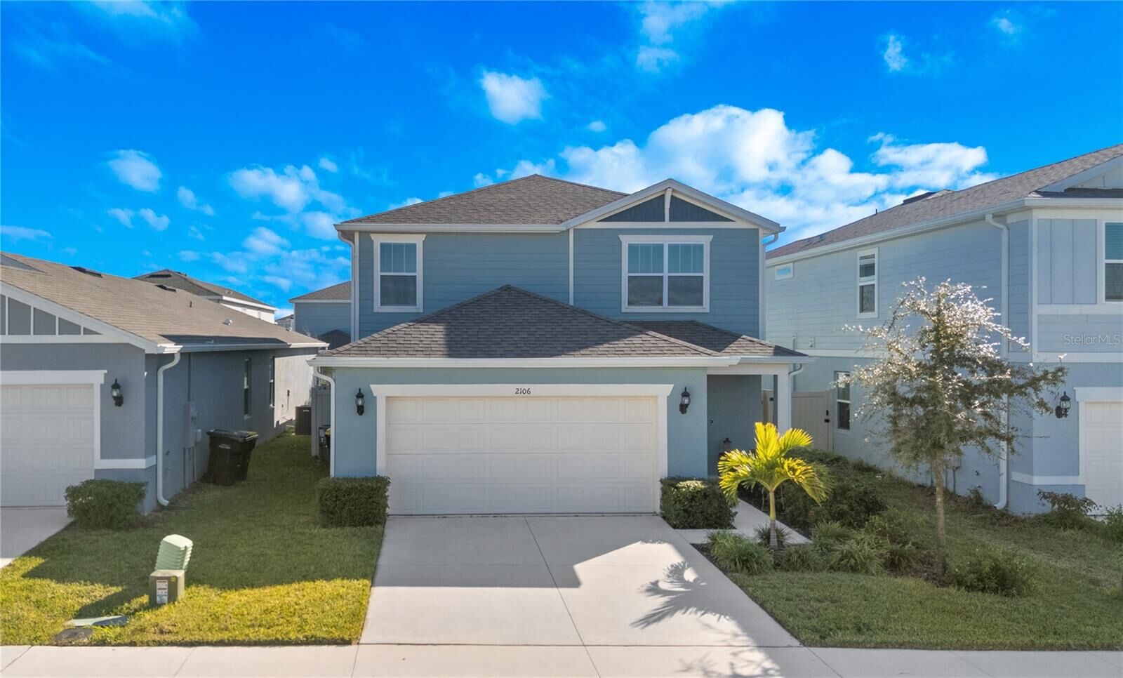 Property Photo:  2106 Charming Avenue  FL 33896 