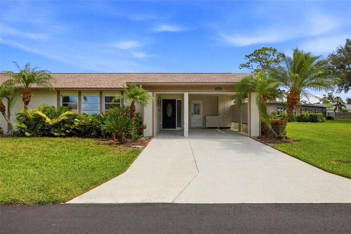 Property Photo:  3721 Collins Street 812  FL 34232 