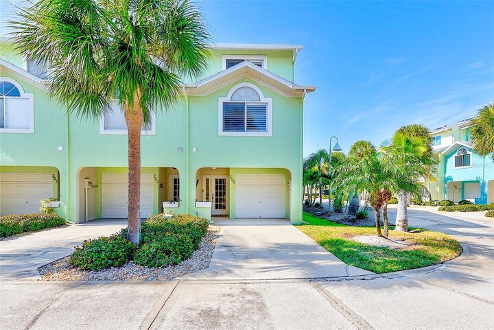 Property Photo:  205 Marcdale Boulevard  FL 33785 