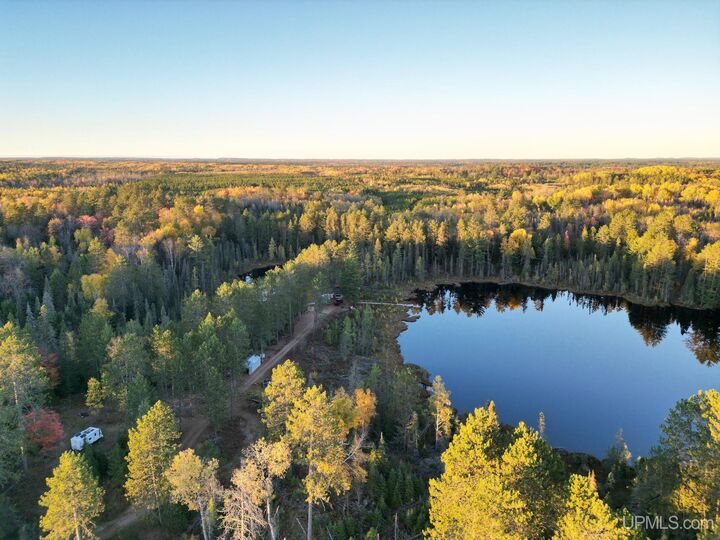 Property Photo:  2920 Bywater Lane  MI 49879 