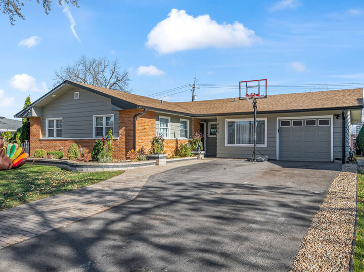 1905 Pierce Road  Hoffman Estates IL 60169 photo