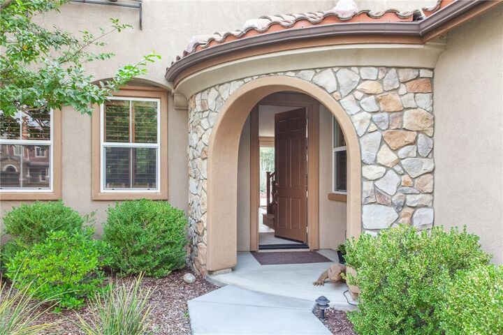 Property Photo:  28167 Samantha Court  CA 91350 