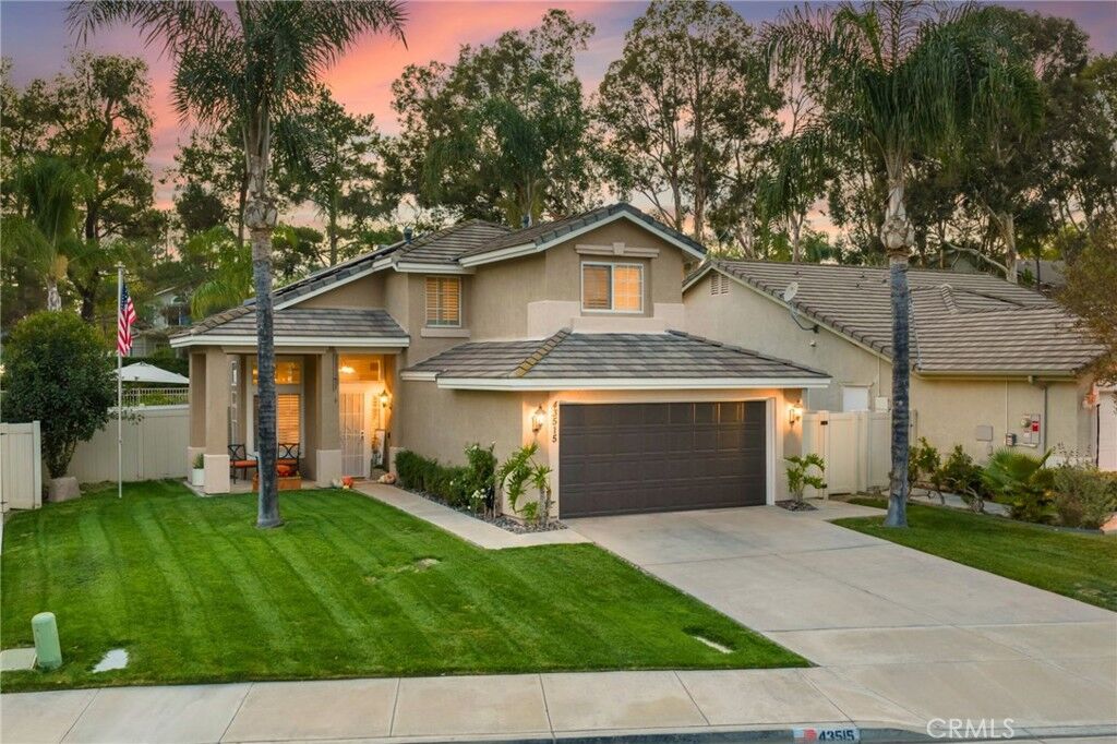 Property Photo: 43515 Corte Barbaste CA 92592