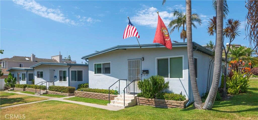 Property Photo: 715 California CA 92648