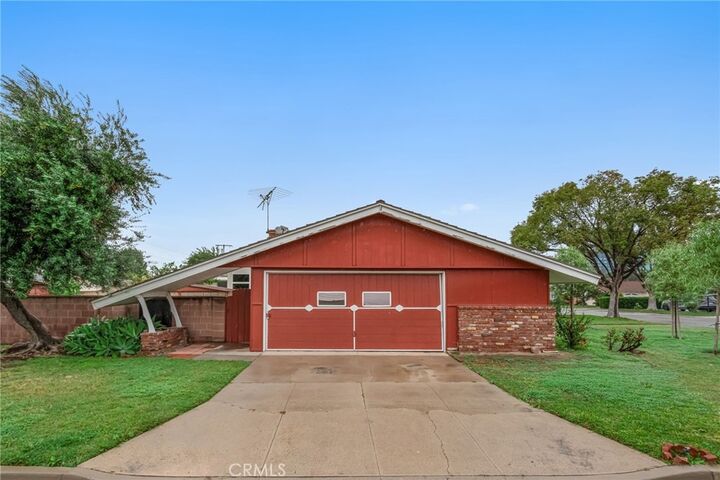 Property Photo: 1751 S Heather Lane CA 92802