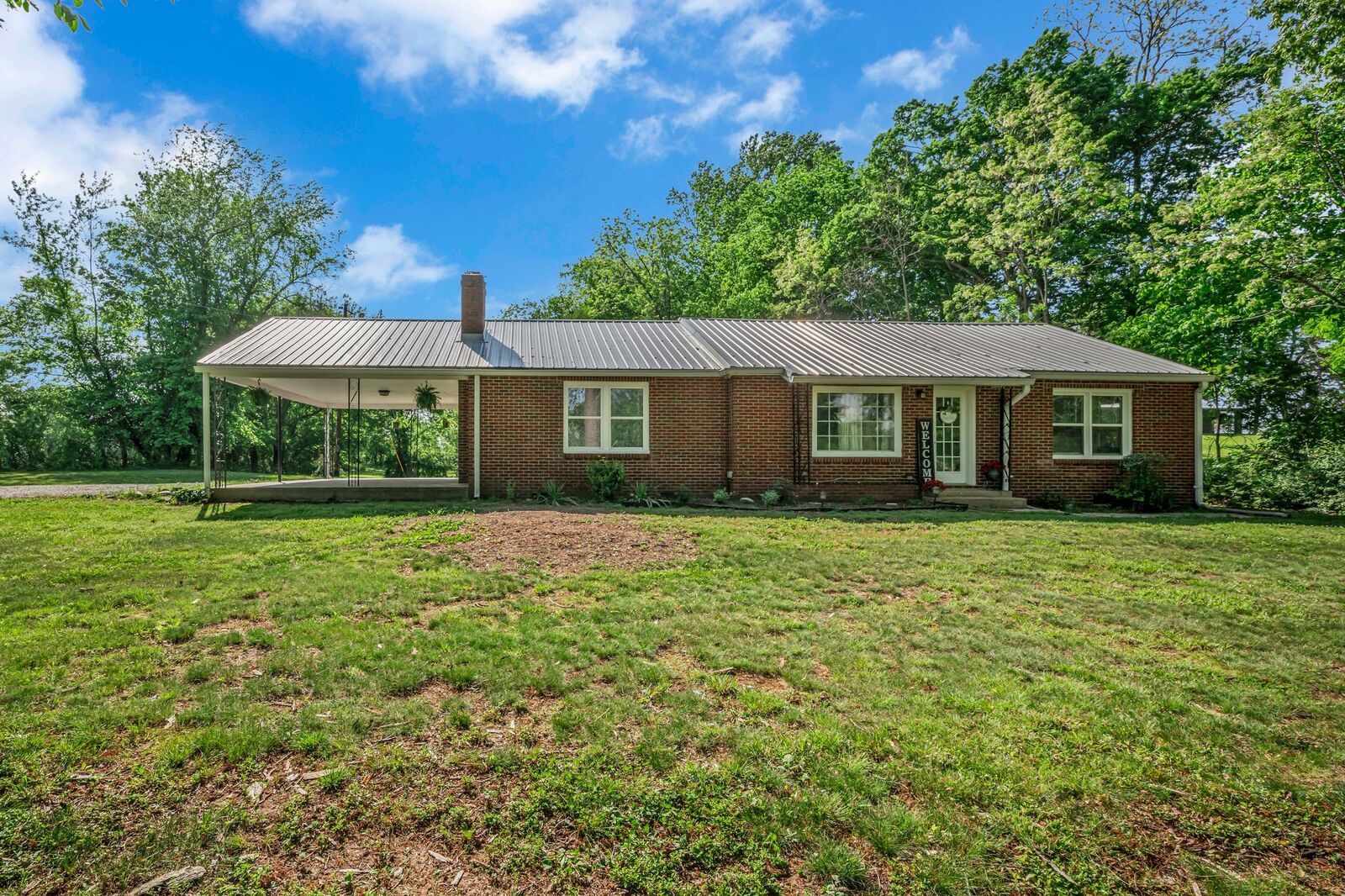 Property Photo: 1025 Greenwood Rd TN 37036