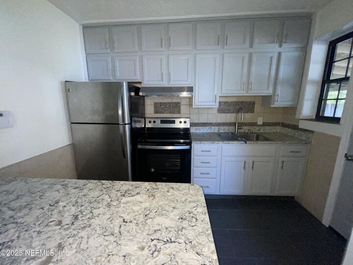 Property Photo:  4651 Blount Avenue  FL 32210 