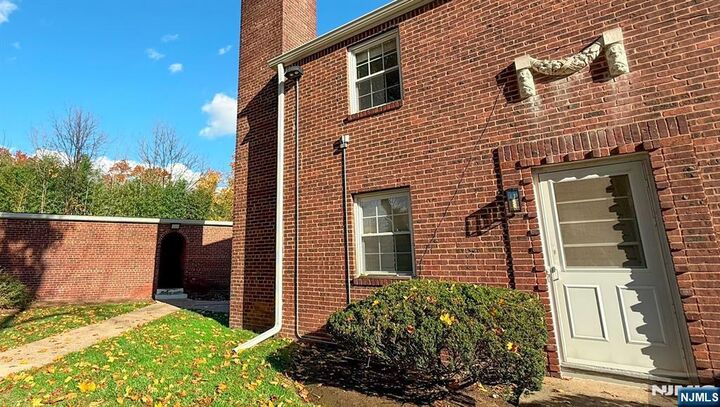 63 Hudson Avenue C5  Englewood NJ 07631 photo