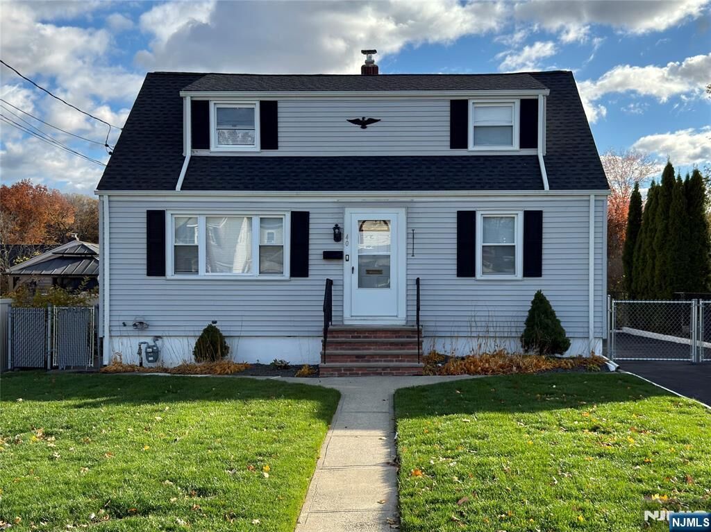 Property Photo:  40 Godwin Avenue  NJ 07407 