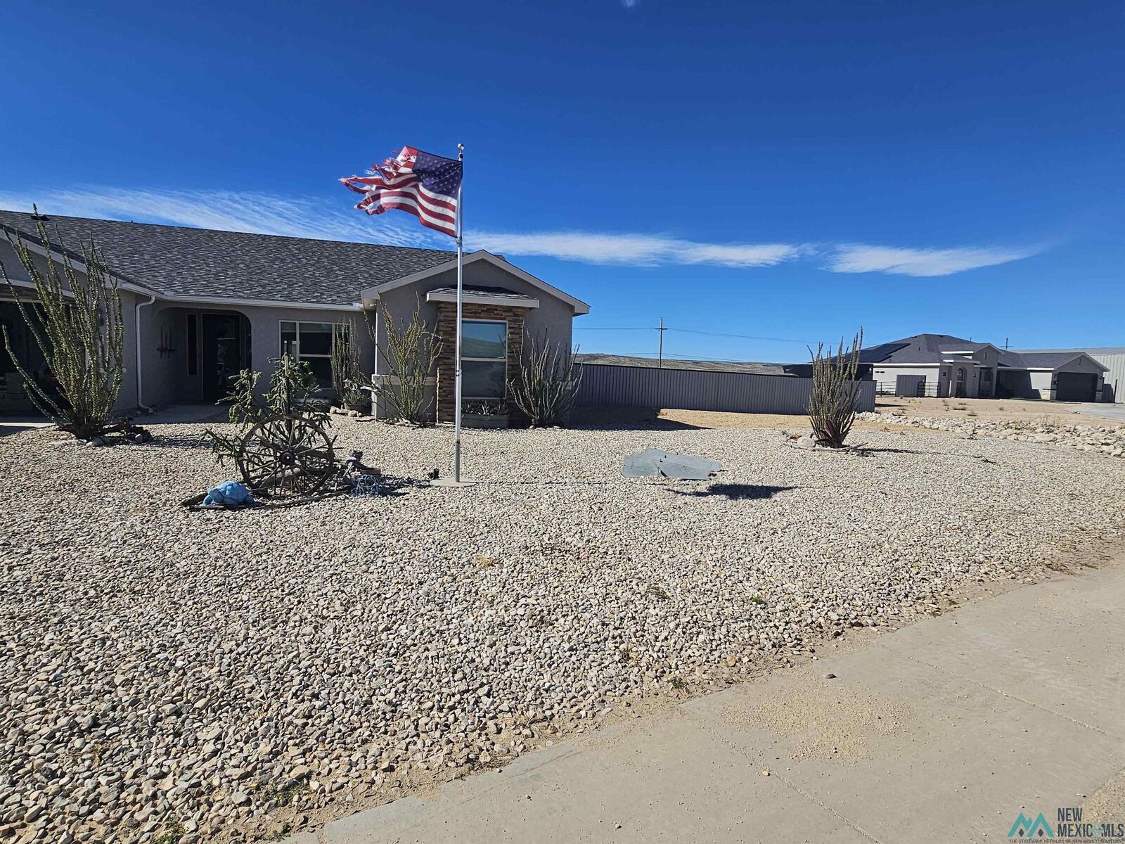 Property Photo:  823 Calamity Jane Drive  NM 88220-3068 
