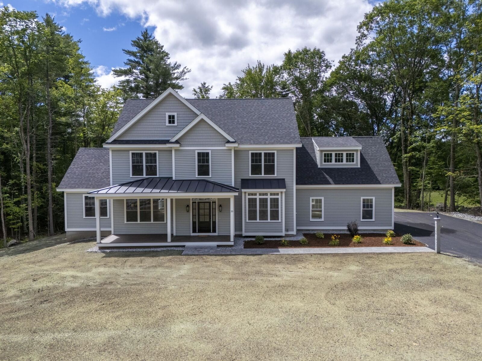 Property Photo: 33 Old Amherst Road NH 03057