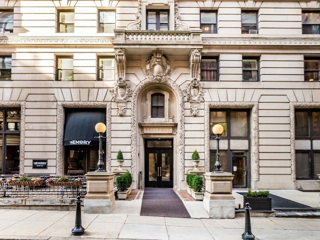 Property Photo: 21 Beacon St 4Q MA 02108