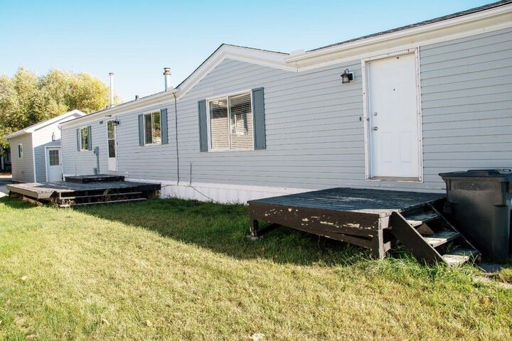 Property Photo:  10 Westmount Drive  AB T0L 0P0 