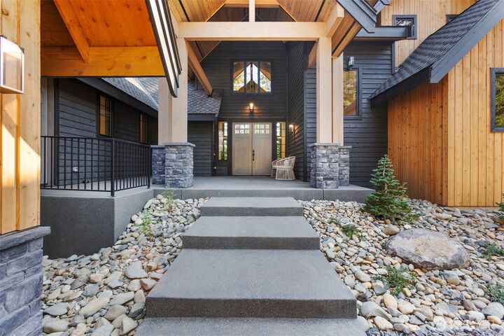 Property Photo:  90  Portal  WA 98922 