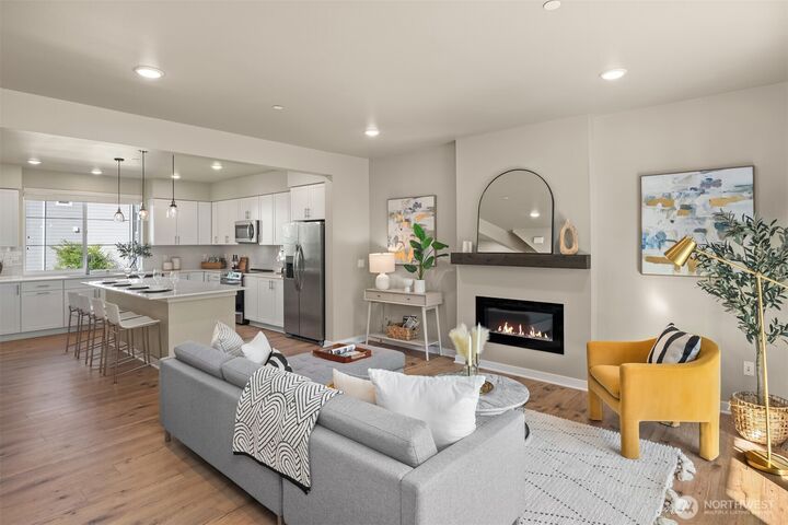 Property Photo:  18782  67th Avenue NE 2  WA 98028 