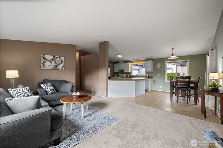 Property Photo:  15302  122nd Avenue Ct E 4  WA 98374 