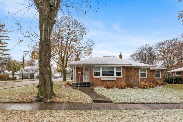 Property Photo:  1003 Evans Street  WI 54901 