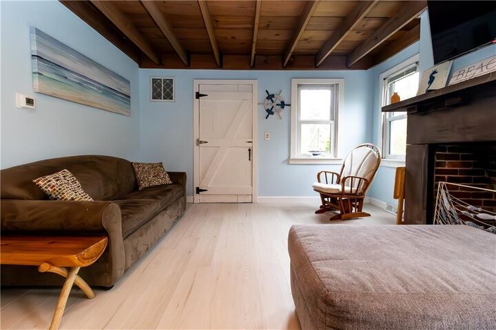 Property Photo:  137 Bonnet Shores Road  RI 02882 