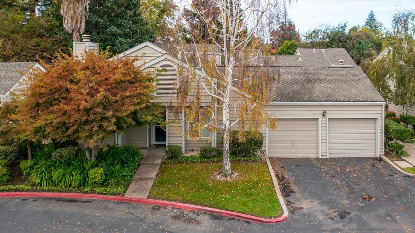 Property Photo:  5860 Alexandria Place  CA 95207 